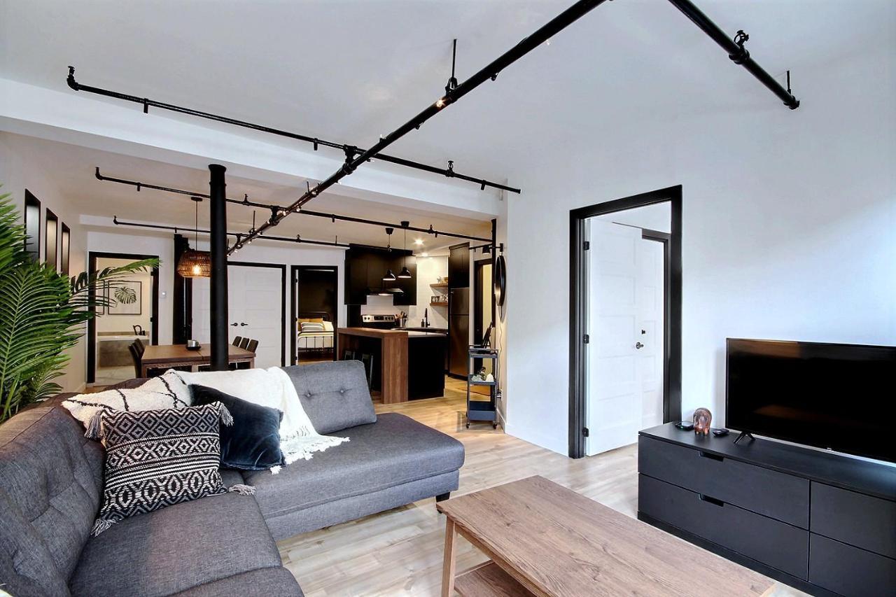 Le Gentleman // Downtown Spacious Condo ケベックシティ エクステリア 写真